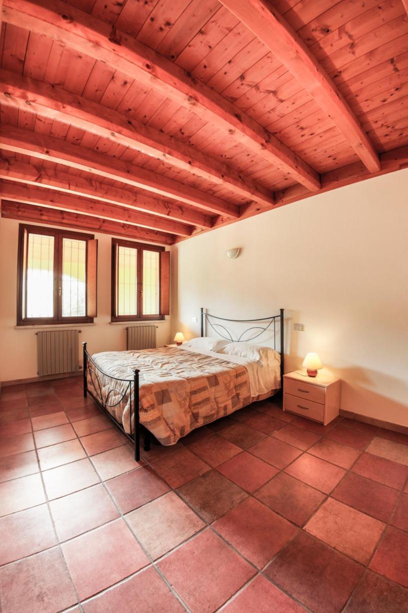 Agriturismo Case In Collina Volta Mantovana Exterior photo